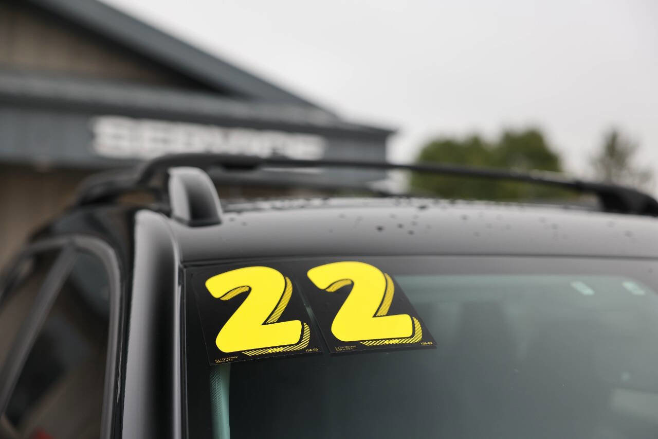 Used 2022 Jeep Cherokee Trailhawk w/ Sun, Sound & Nav Group image 44