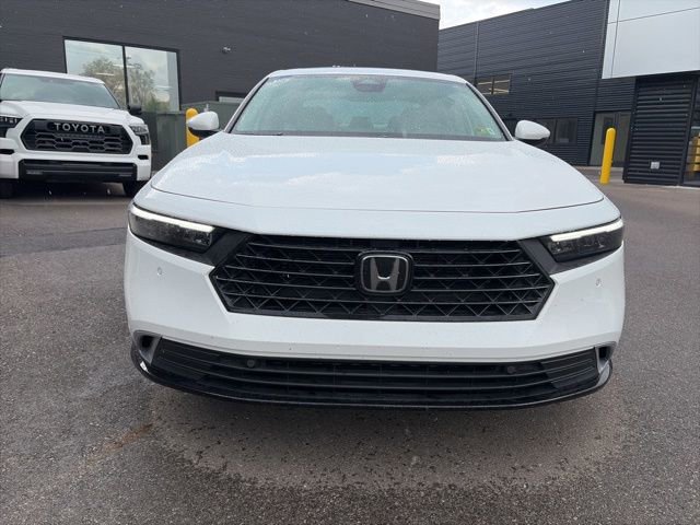 Used 2024 Honda Accord Touring image 5