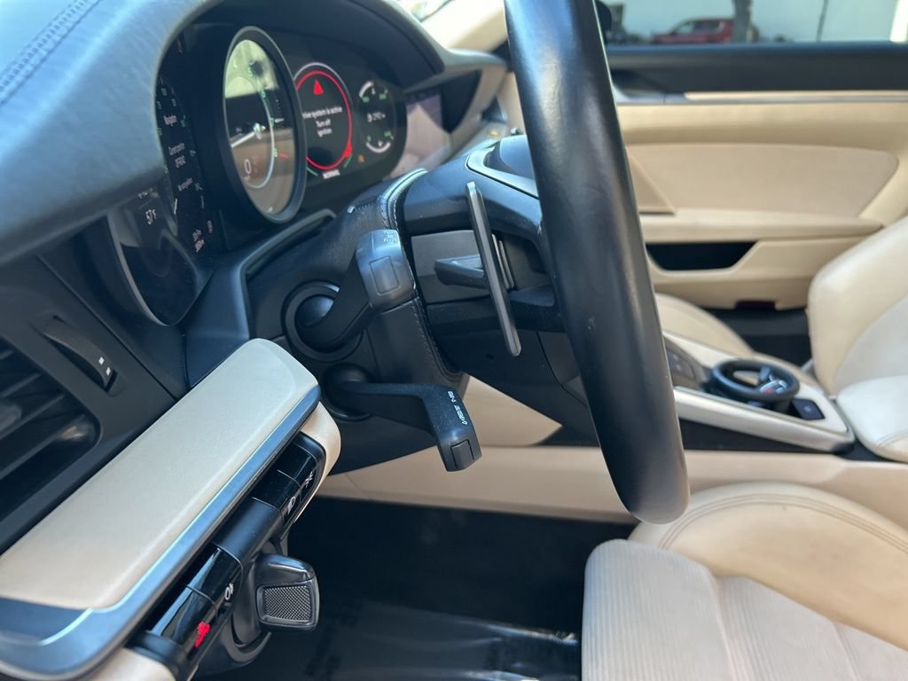 Used 2021 Porsche 911 AWD/4WD image 44