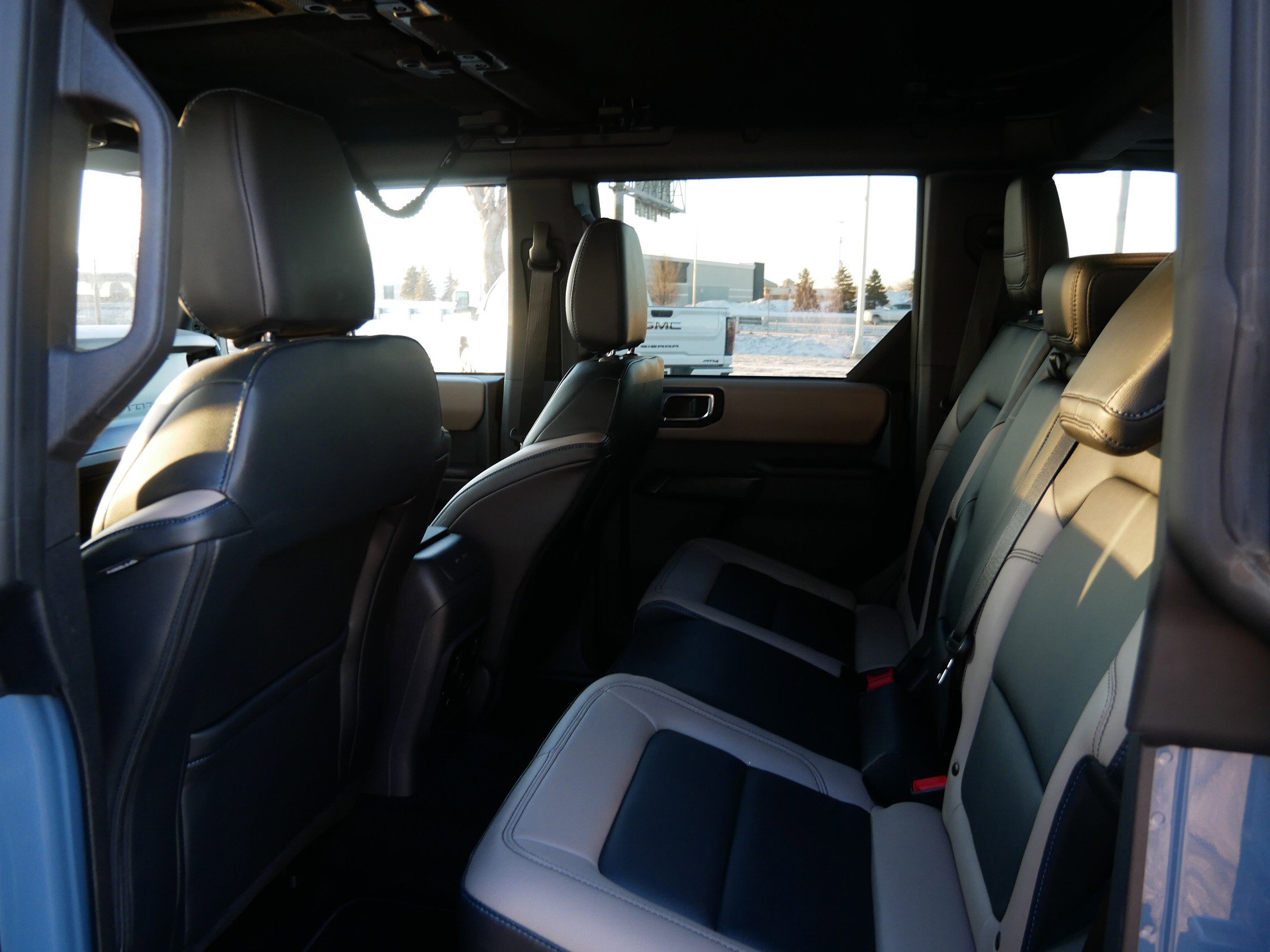 Used 2024 Ford Bronco Wildtrak image 10