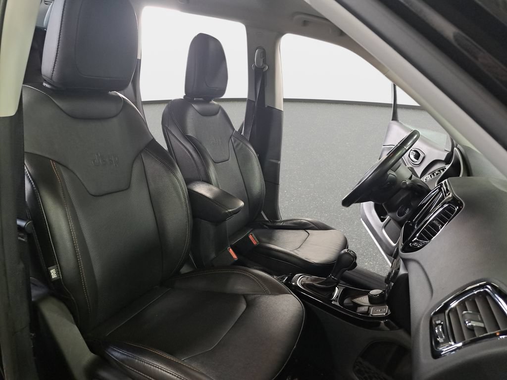 Used 2021 Jeep Compass Limited AWD/4WD image 11