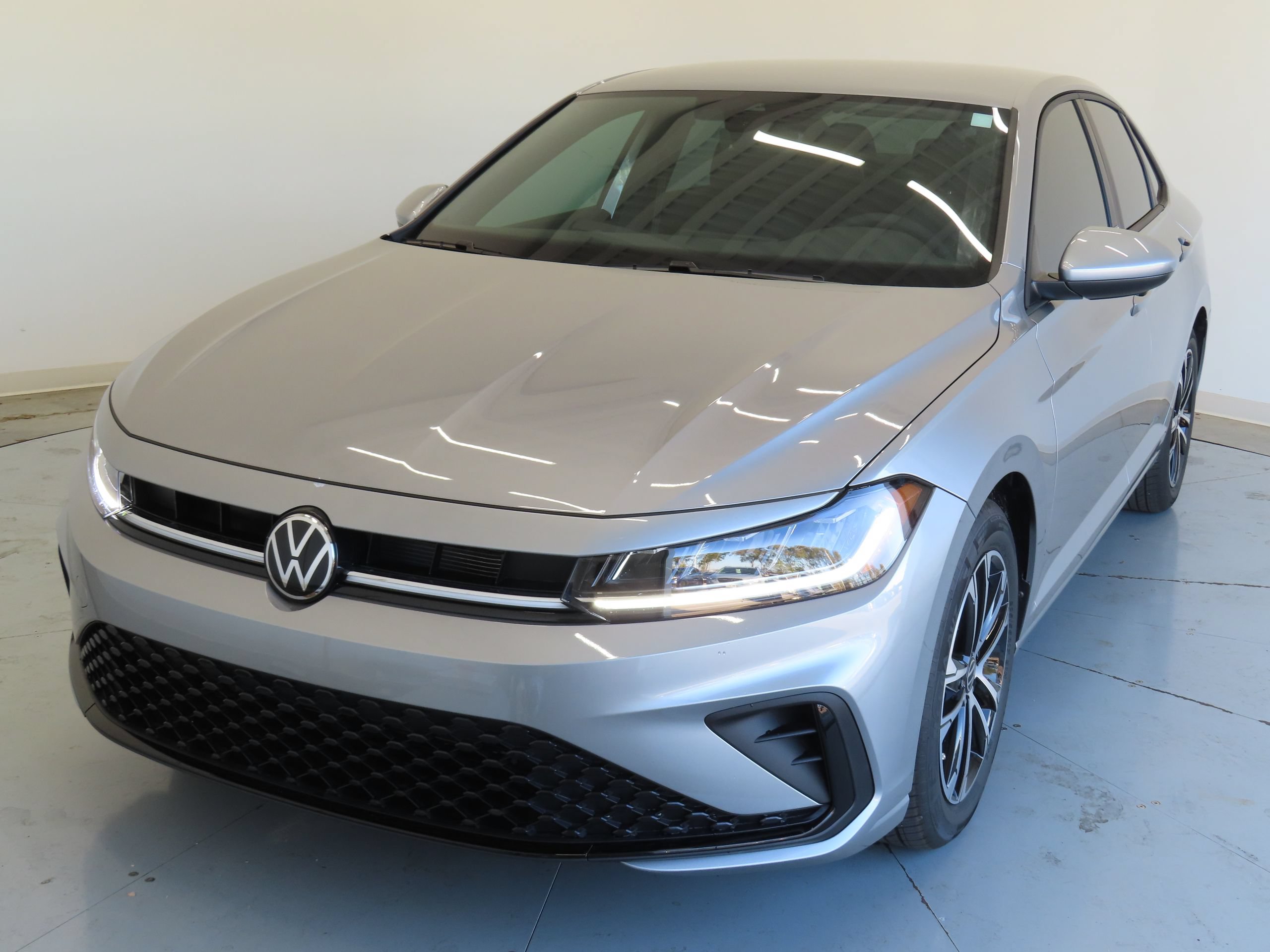New 2026 Volkswagen Jetta Sport FWD image 8