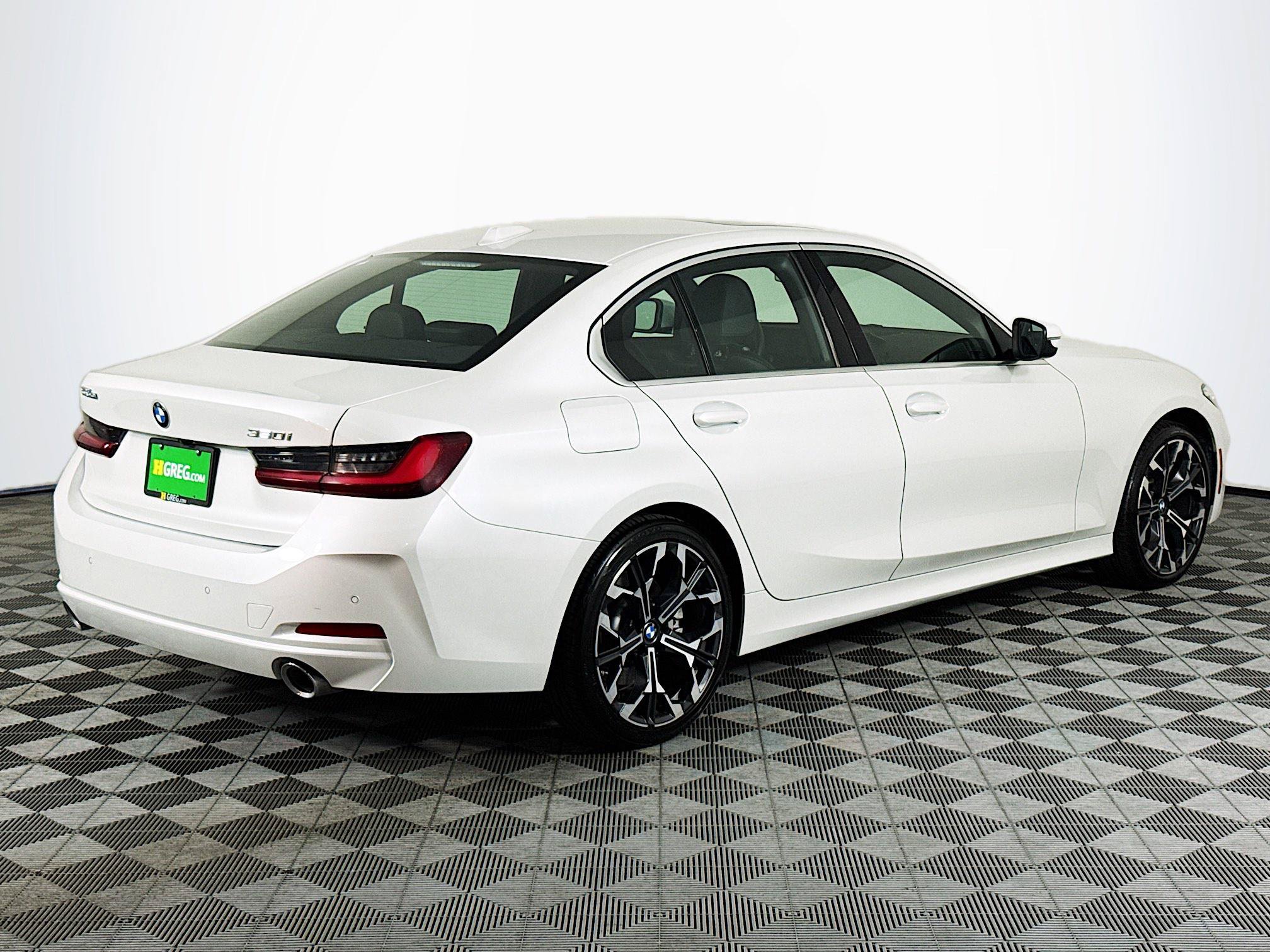 Used 2026 BMW 330i Sedan RWD image 8