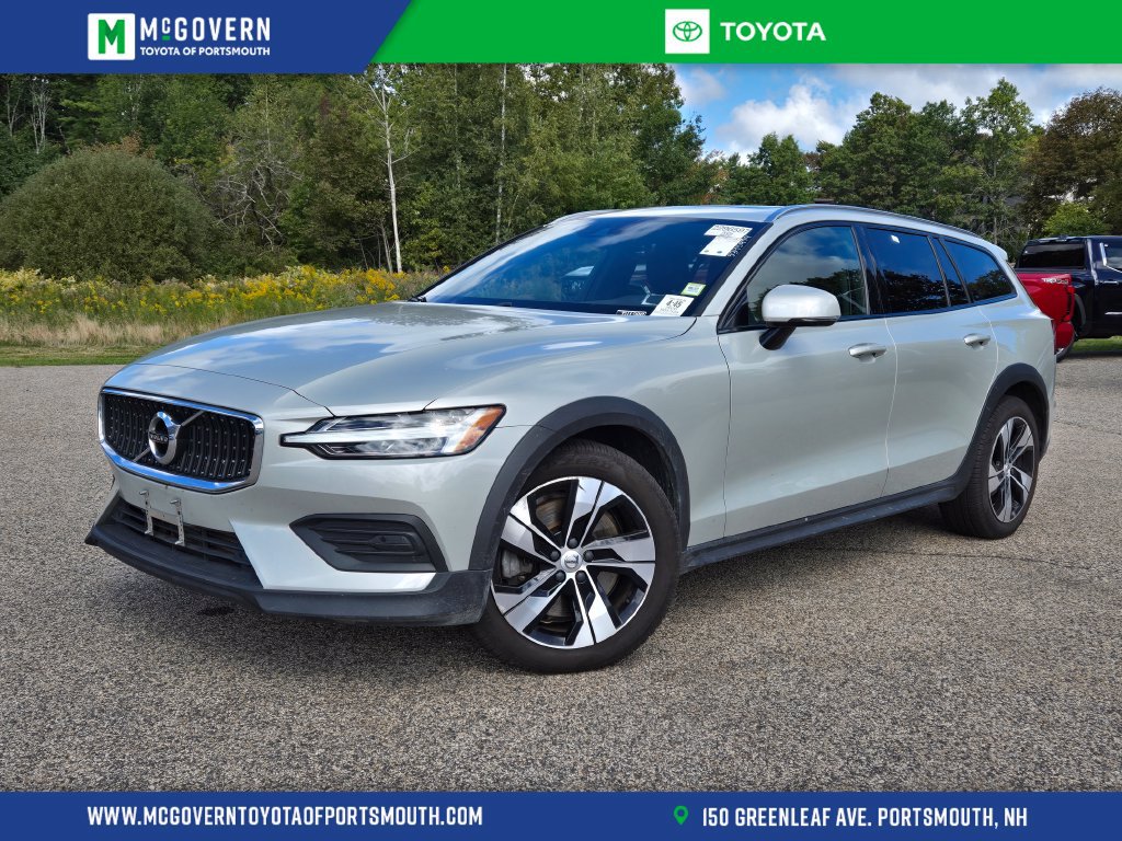 Used 2020 Volvo V60 T5 Cross Country w/ Protection Package Premier