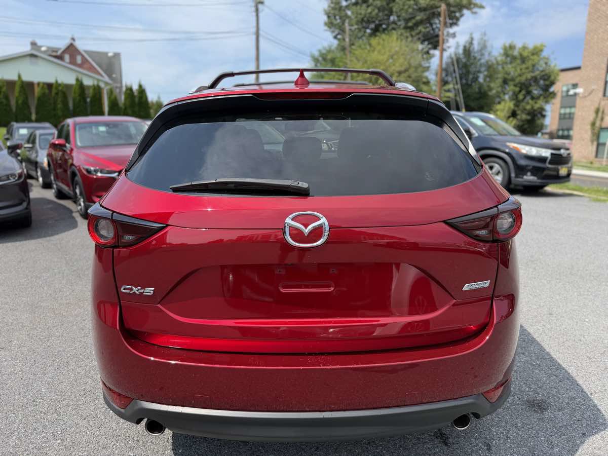 Used 2018 MAZDA CX-5 Touring w/ Preferred Equipment Package FWD image 6