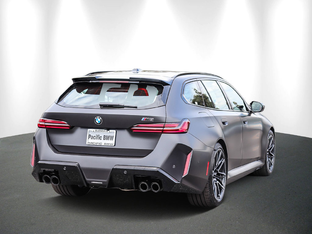 Used 2025 BMW M5 Touring AWD/4WD image 6