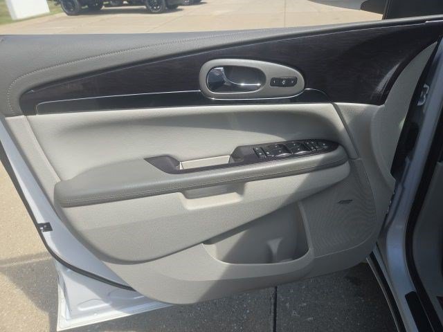Used 2016 Buick Enclave Premium AWD/4WD image 6