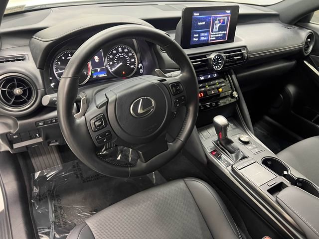 Certified 2025 Lexus IS 300 F Sport image 16