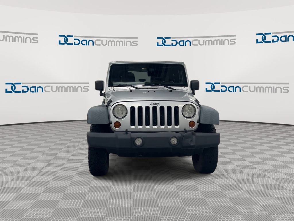 Used 2012 Jeep Wrangler Rubicon w/ Dual Top Group AWD/4WD image 3
