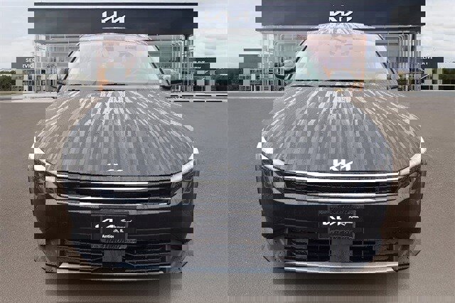 New 2025 Kia K4 EX image 8