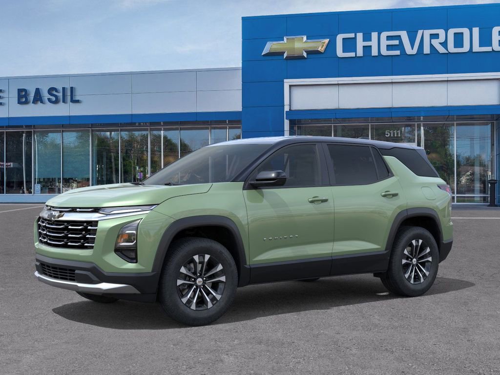 Used 2026 Chevrolet Equinox LT w/ Convenience Package II image 2
