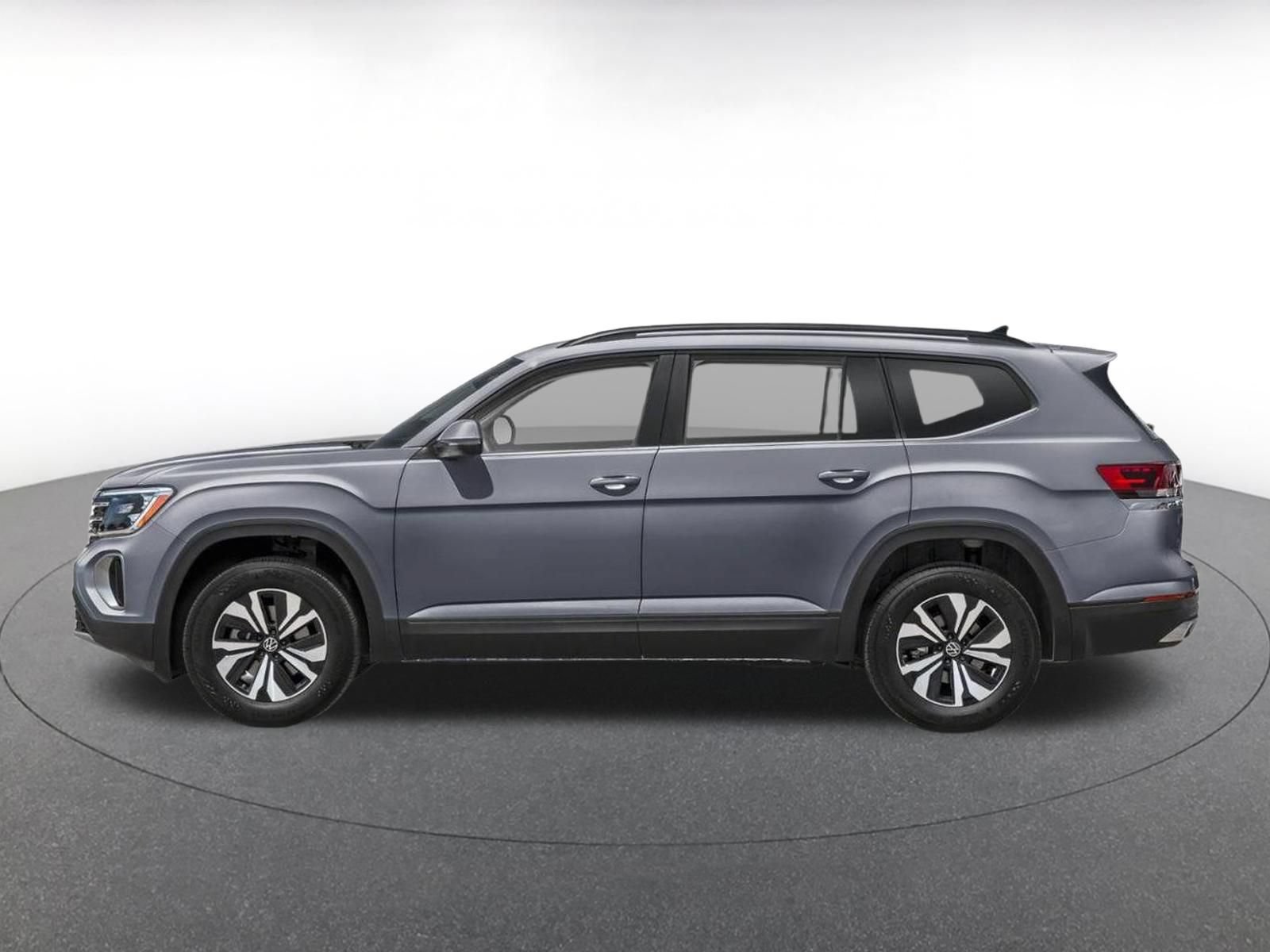 Used 2026 Volkswagen Atlas SE FWD image 3