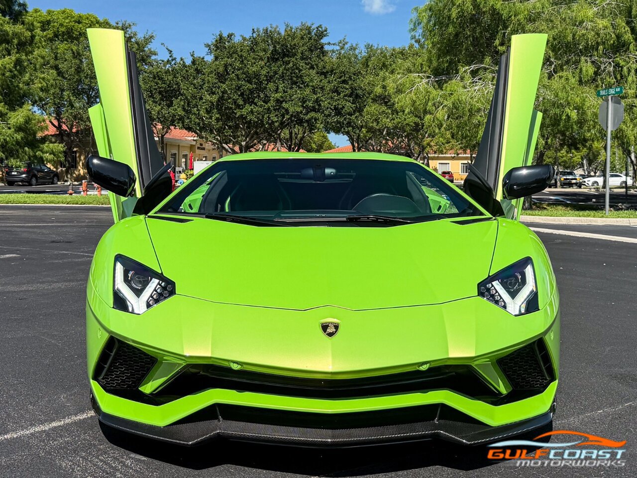 Used 2018 Lamborghini Aventador S AWD/4WD image 7