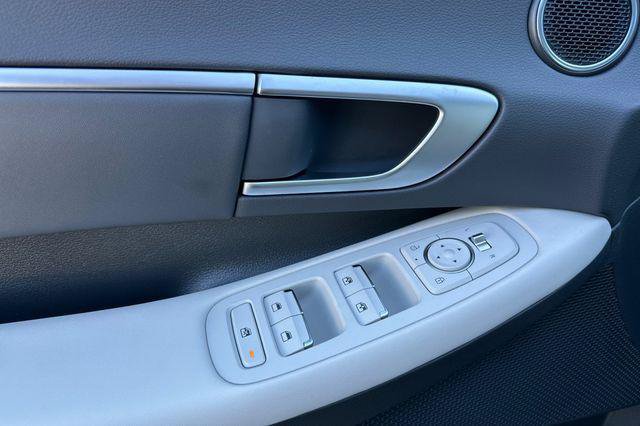 New 2025 Hyundai Sonata SEL AWD/4WD image 11