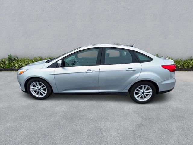 Used 2018 Ford Focus SE image 9