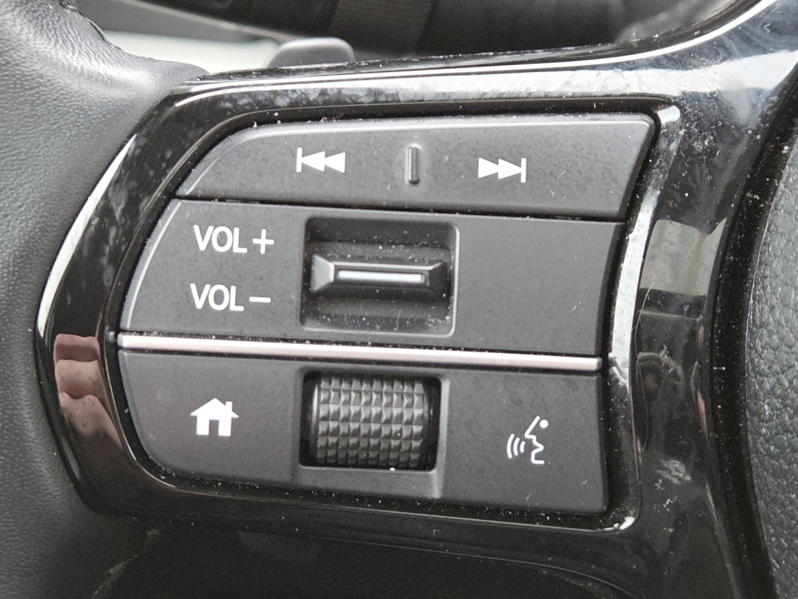 Used 2023 Honda Pilot Touring image 34