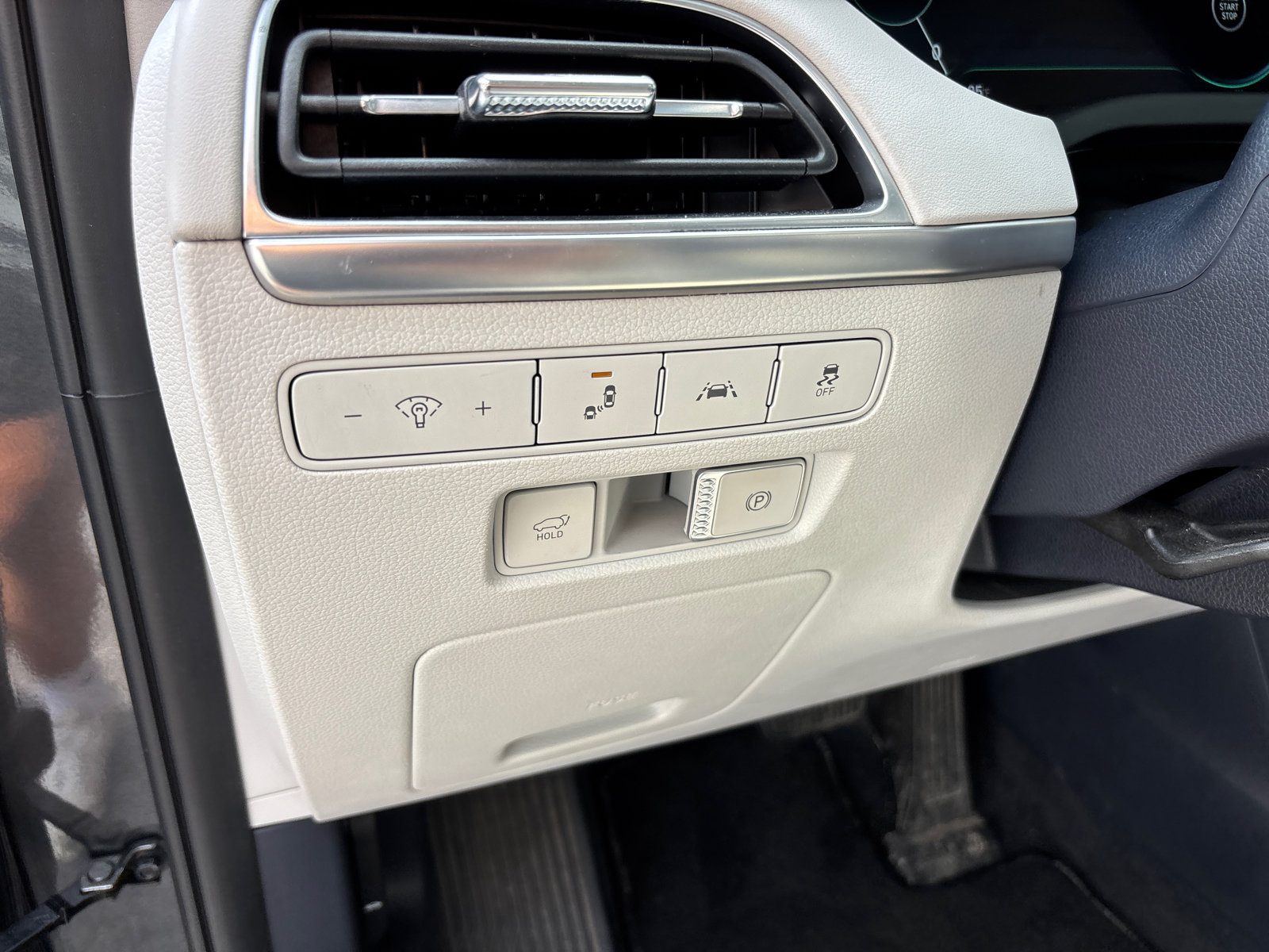 Used 2021 Hyundai Palisade Limited FWD image 14