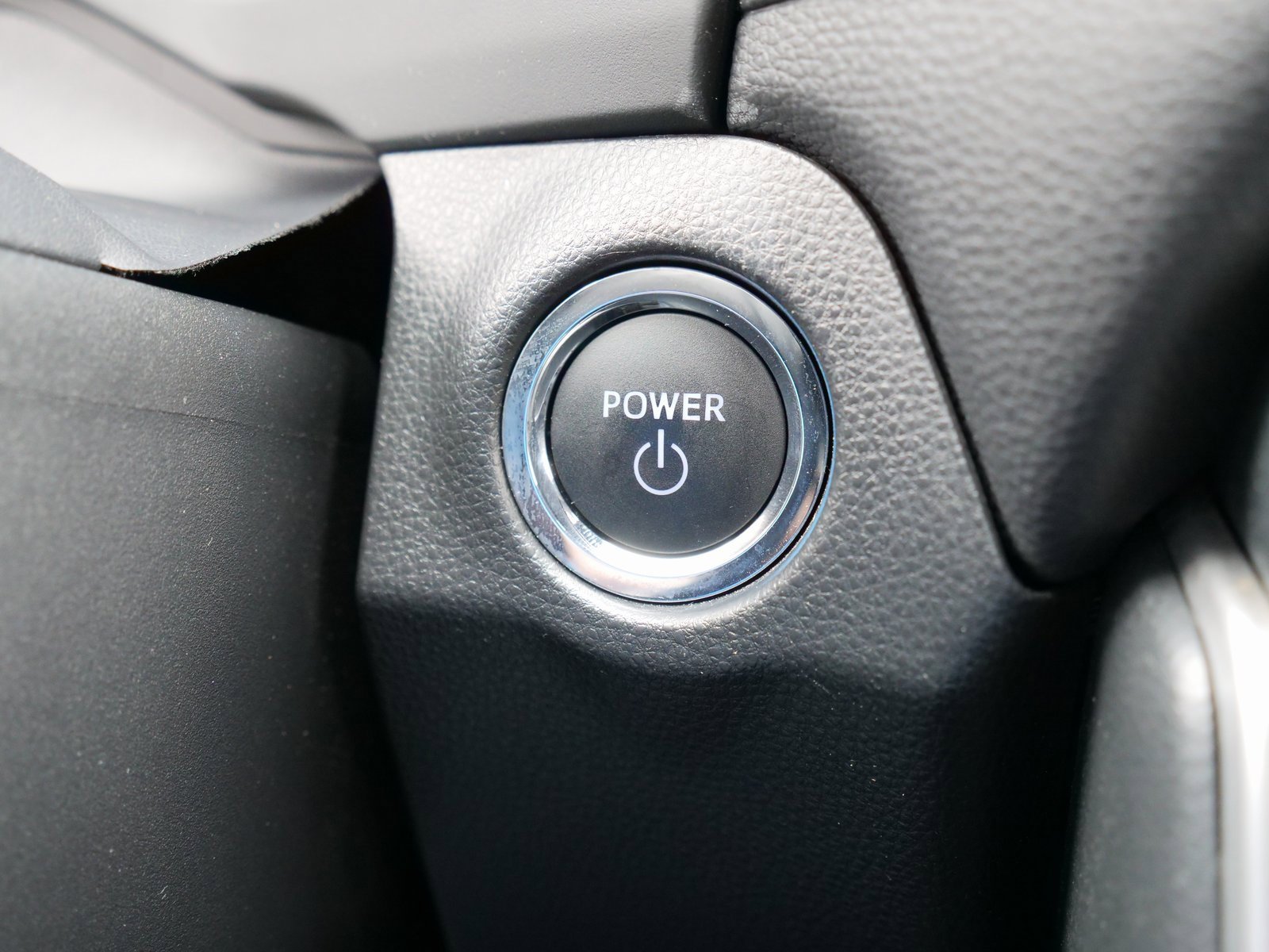 Used 2024 Toyota RAV4 XLE Premium image 22