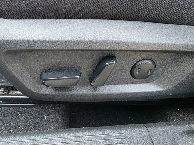 Used 2024 Nissan Rogue SV image 14