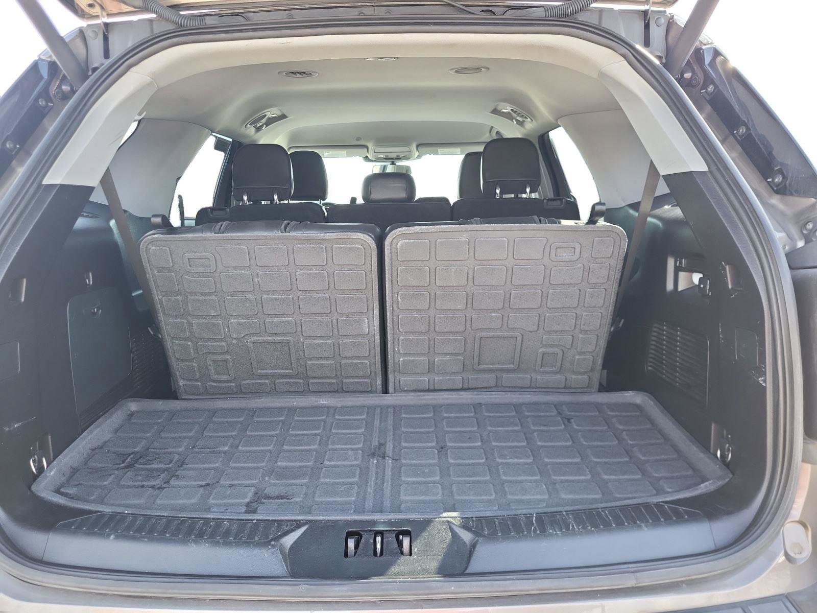 Used 2021 Ford Explorer XLT w/ Equipment Group 202A image 21