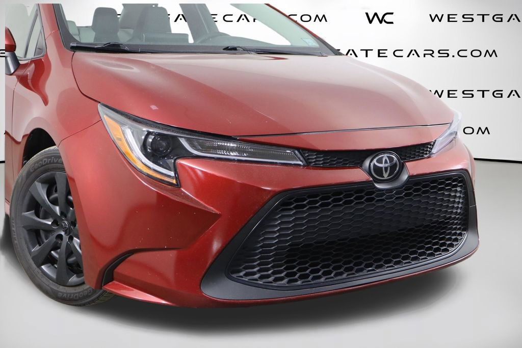 Used 2022 Toyota Corolla LE image 43