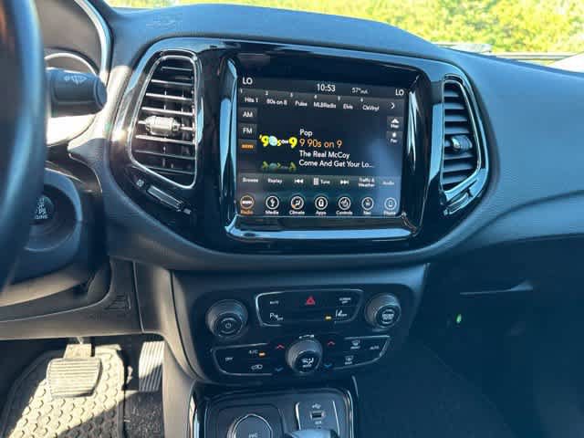 Used 2018 Jeep Compass Latitude w/ Popular Equipment Group AWD/4WD image 5
