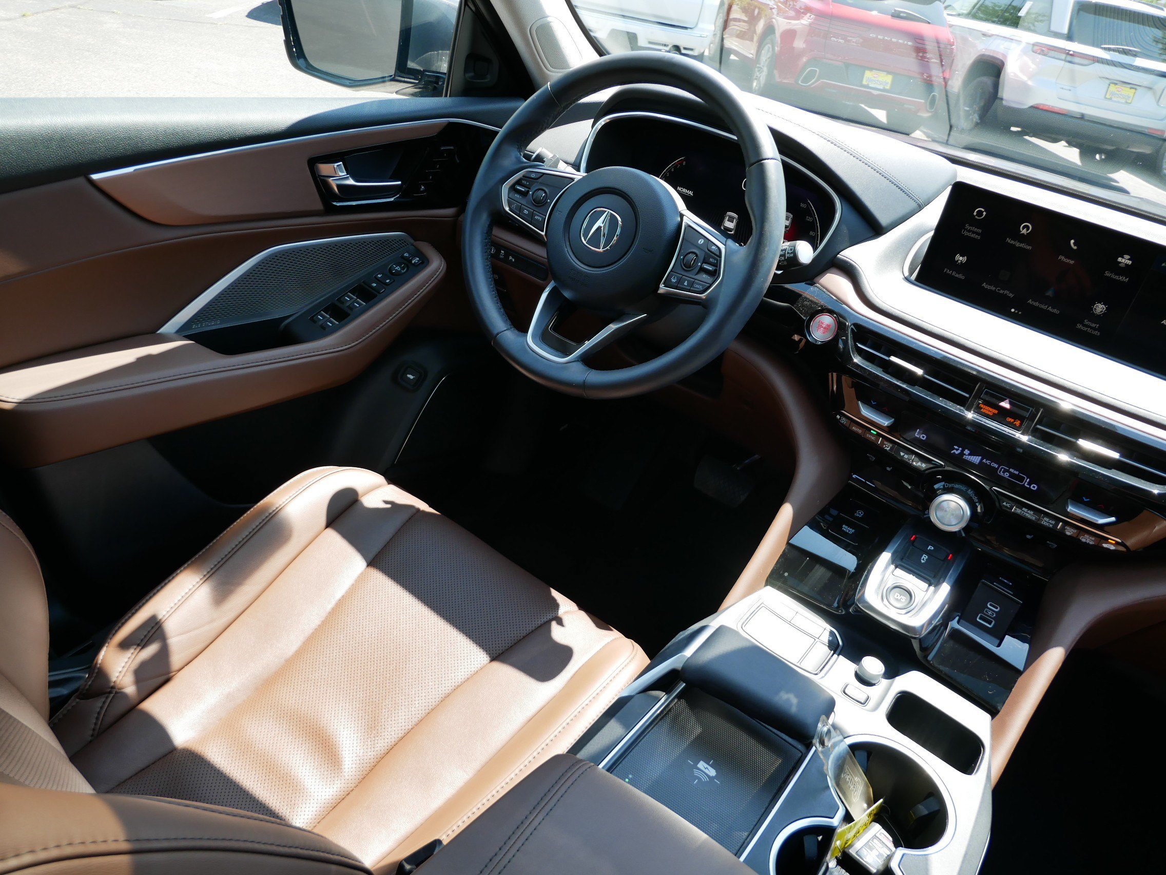 Used 2023 Acura MDX FWD w/ Technology Package image 9