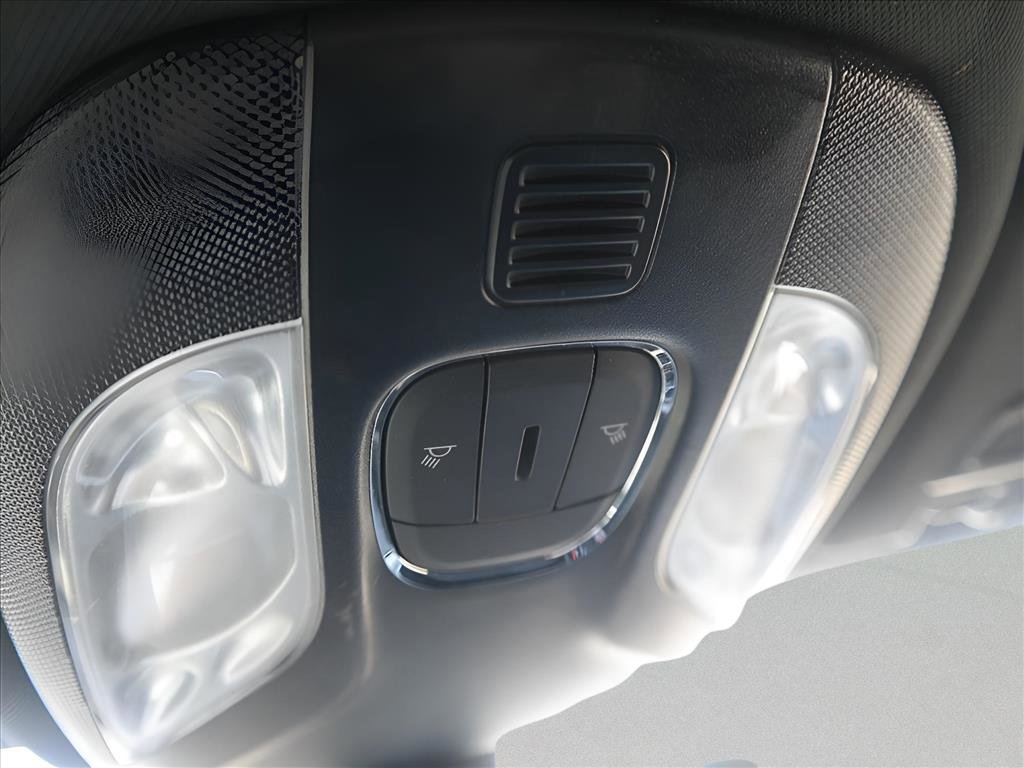 Used 2024 Jeep Compass Limited image 25