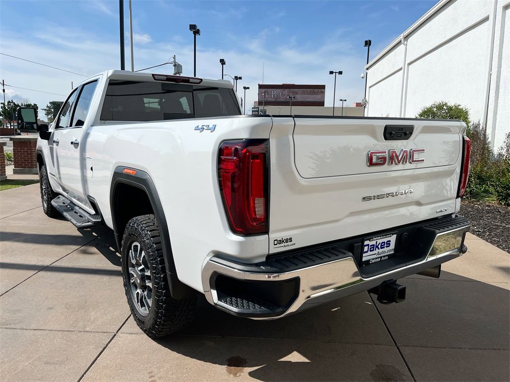 Used 2021 GMC Sierra 2500 SLT w/ SLT Convenience Package image 5