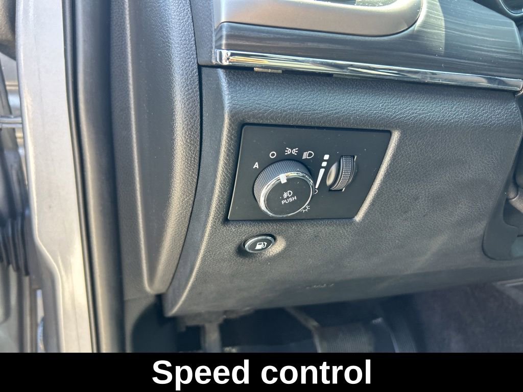 Used 2019 Jeep Grand Cherokee Limited RWD image 36