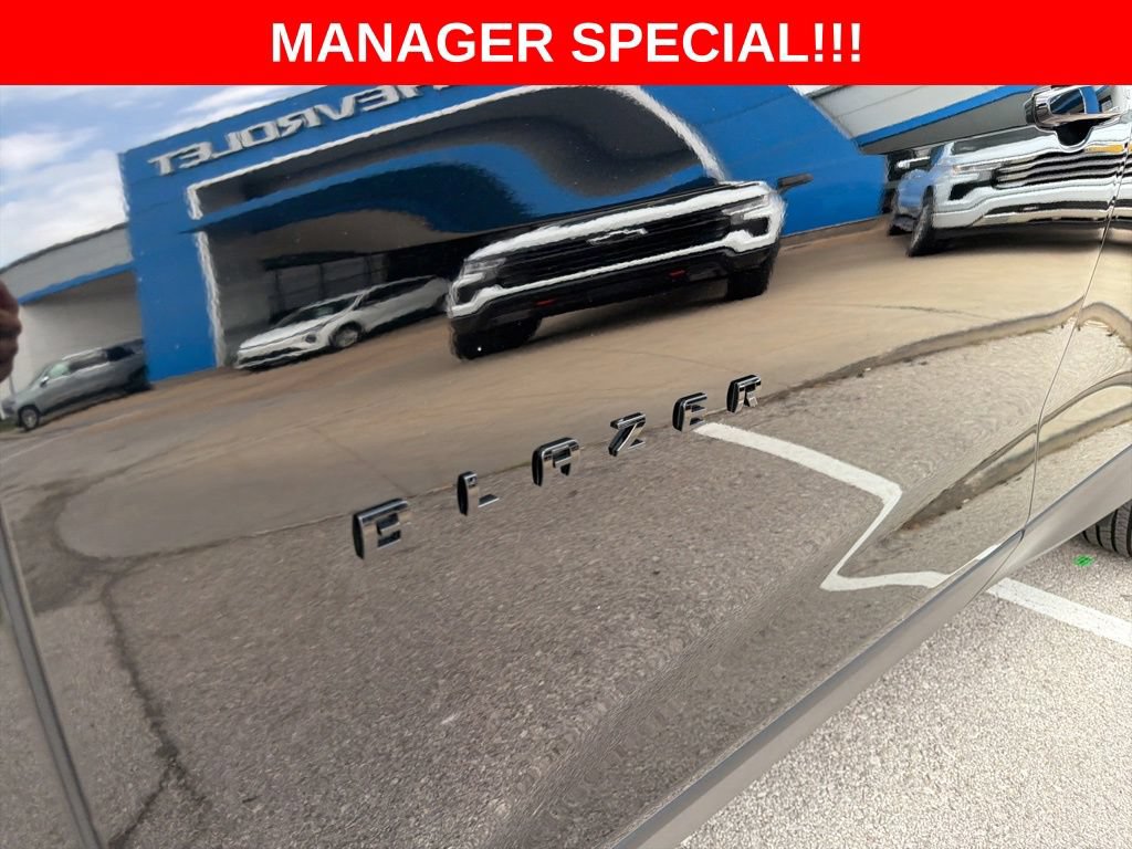 Used 2023 Chevrolet Blazer LT w/ Convenience Package AWD/4WD image 10