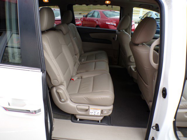 Used 2014 Honda Odyssey EX-L image 18