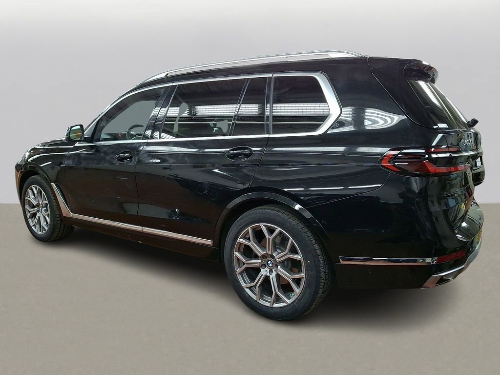 Certified 2023 BMW X7 xDrive40i w/ Premium Package image 5