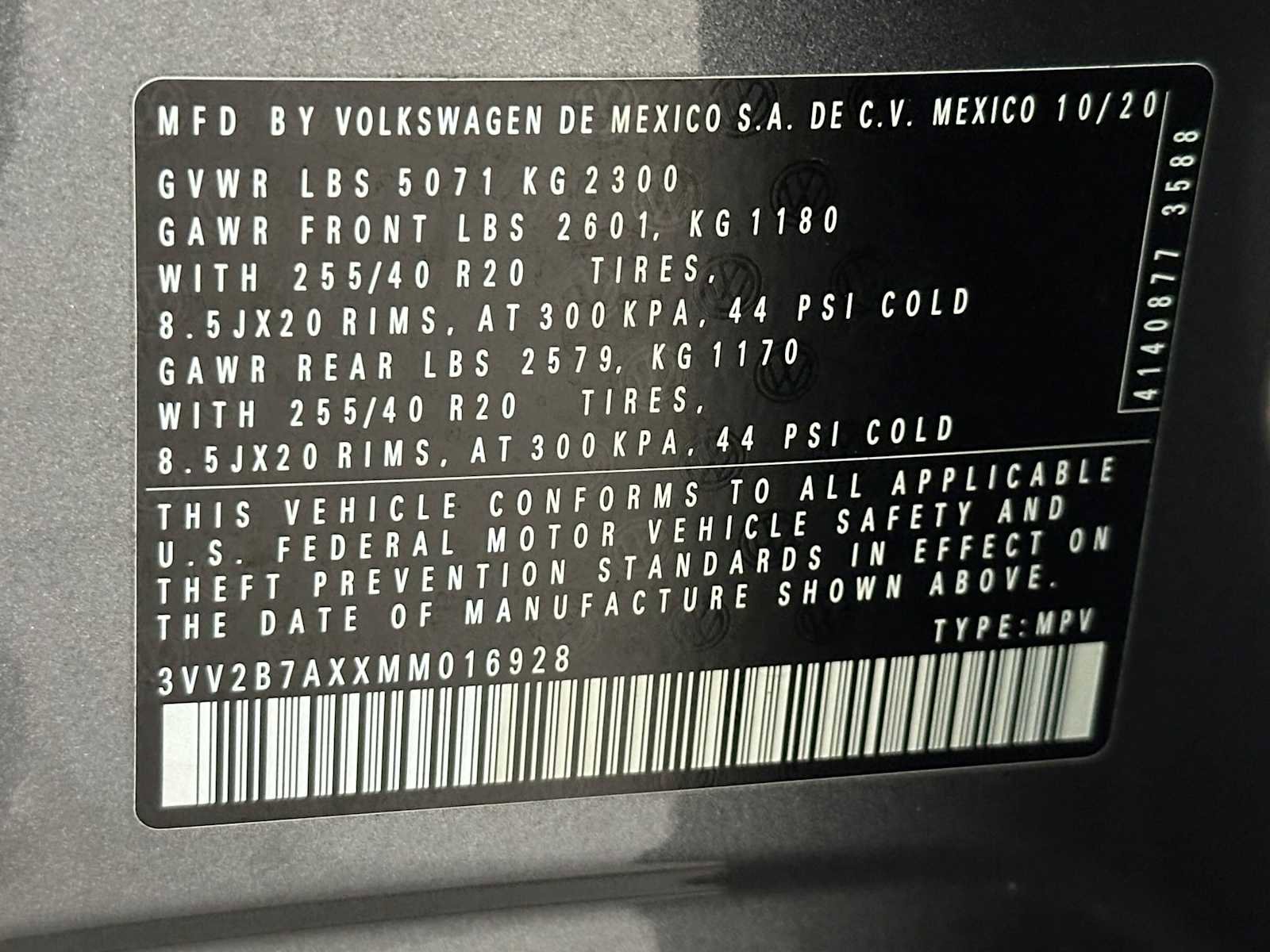 Used 2021 Volkswagen Tiguan SE R-Line image 31