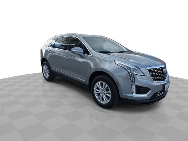 New 2025 Cadillac XT5 Luxury FWD image 2