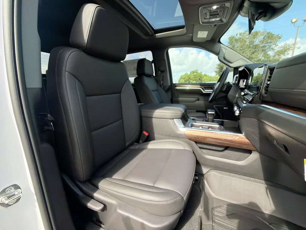 New 2026 GMC Sierra 1500 Elevation w/ Elevation Premium Package AWD/4WD image 14