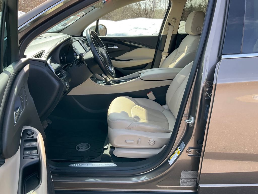 Used 2017 Buick Envision Premium image 2