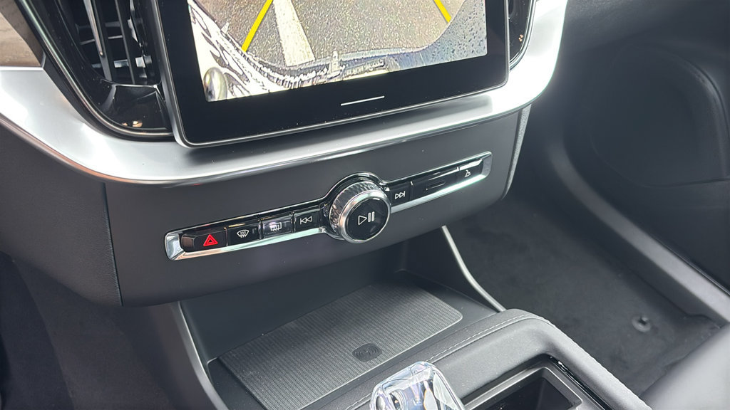 New 2027 Volvo XC90 T8 Plus AWD/4WD image 22