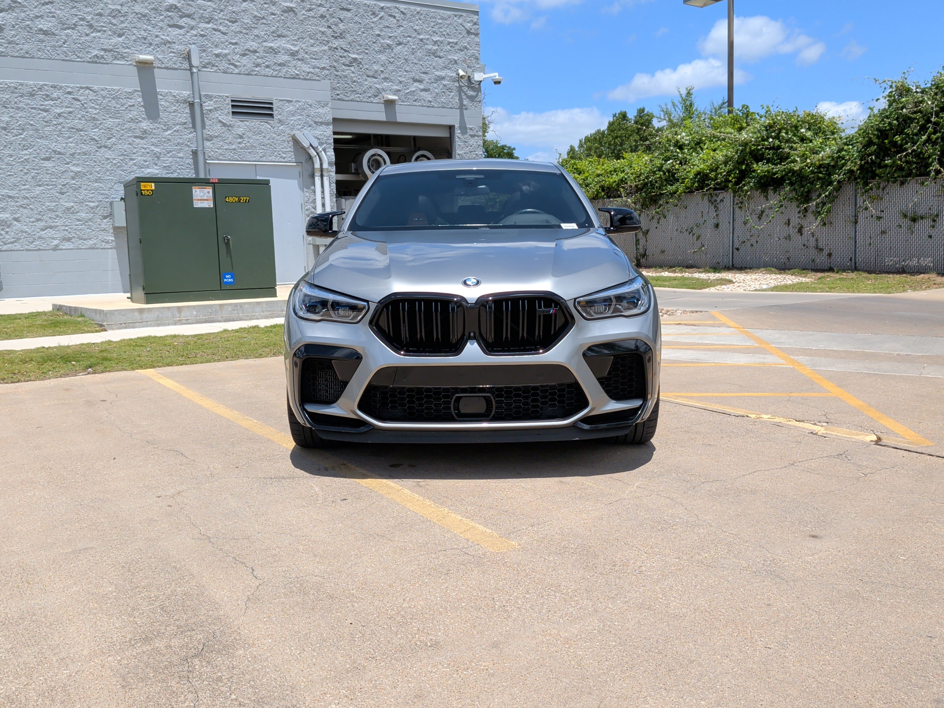 Used 2021 BMW X6 M w/ Competition Package AWD/4WD image 3