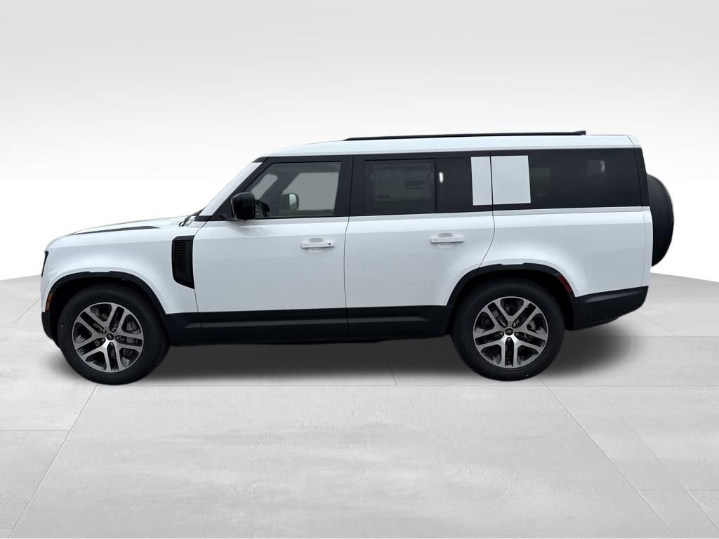 New 2025 Land Rover Defender 130 S image 2