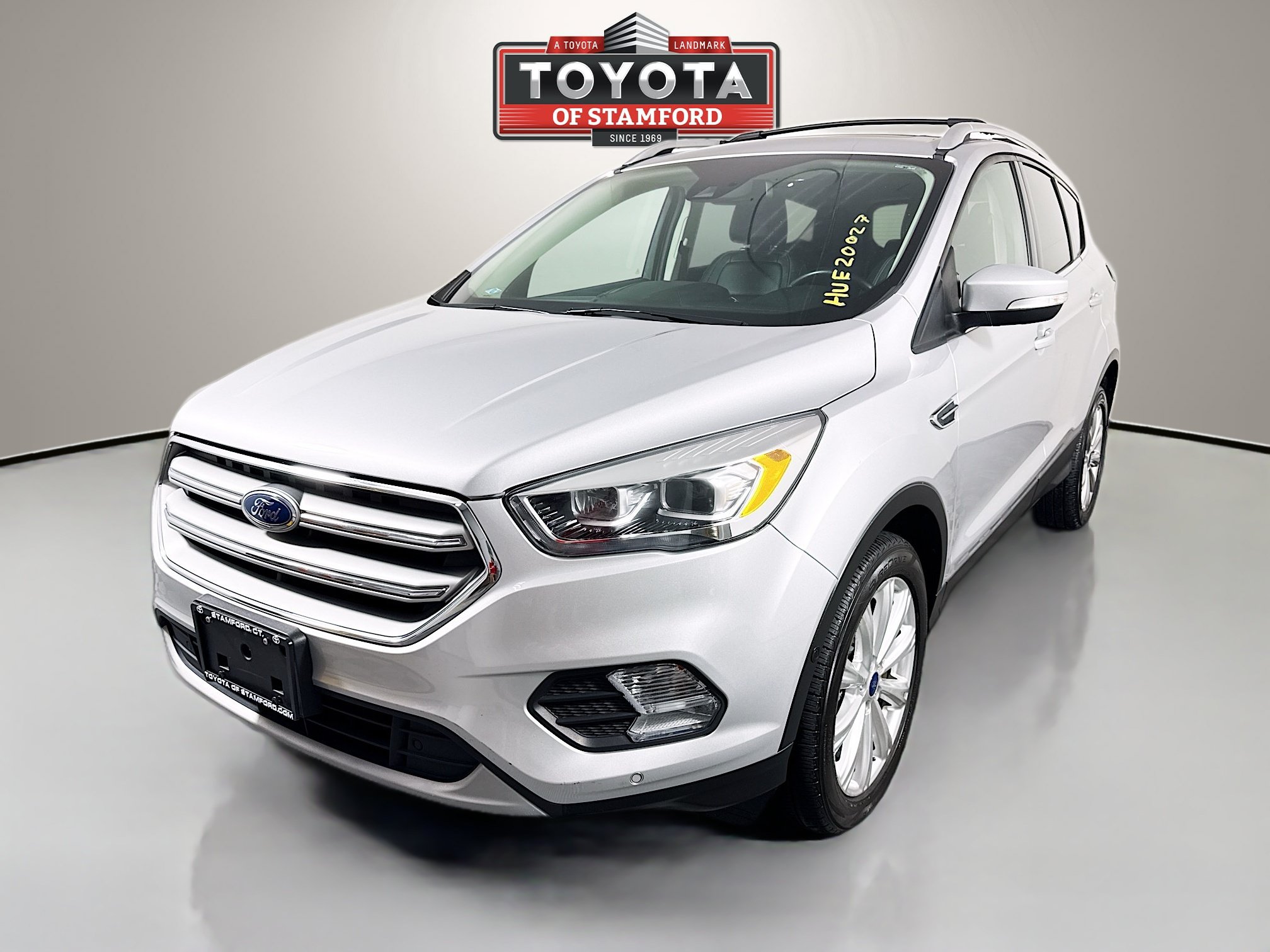 Used 2017 Ford Escape Titanium w/ Equipment Group 301A AWD/4WD image 3