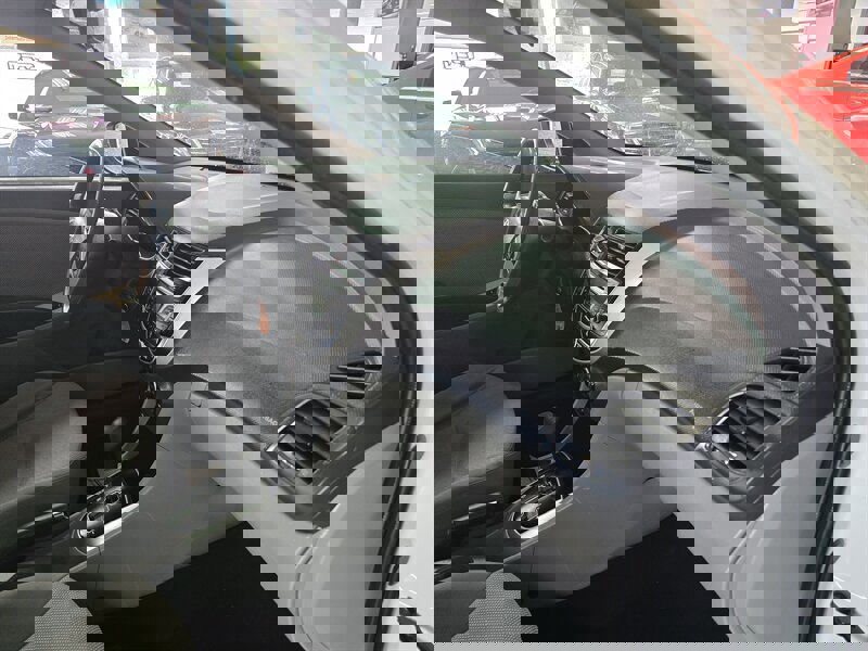 Used 2013 Hyundai Accent GS image 13