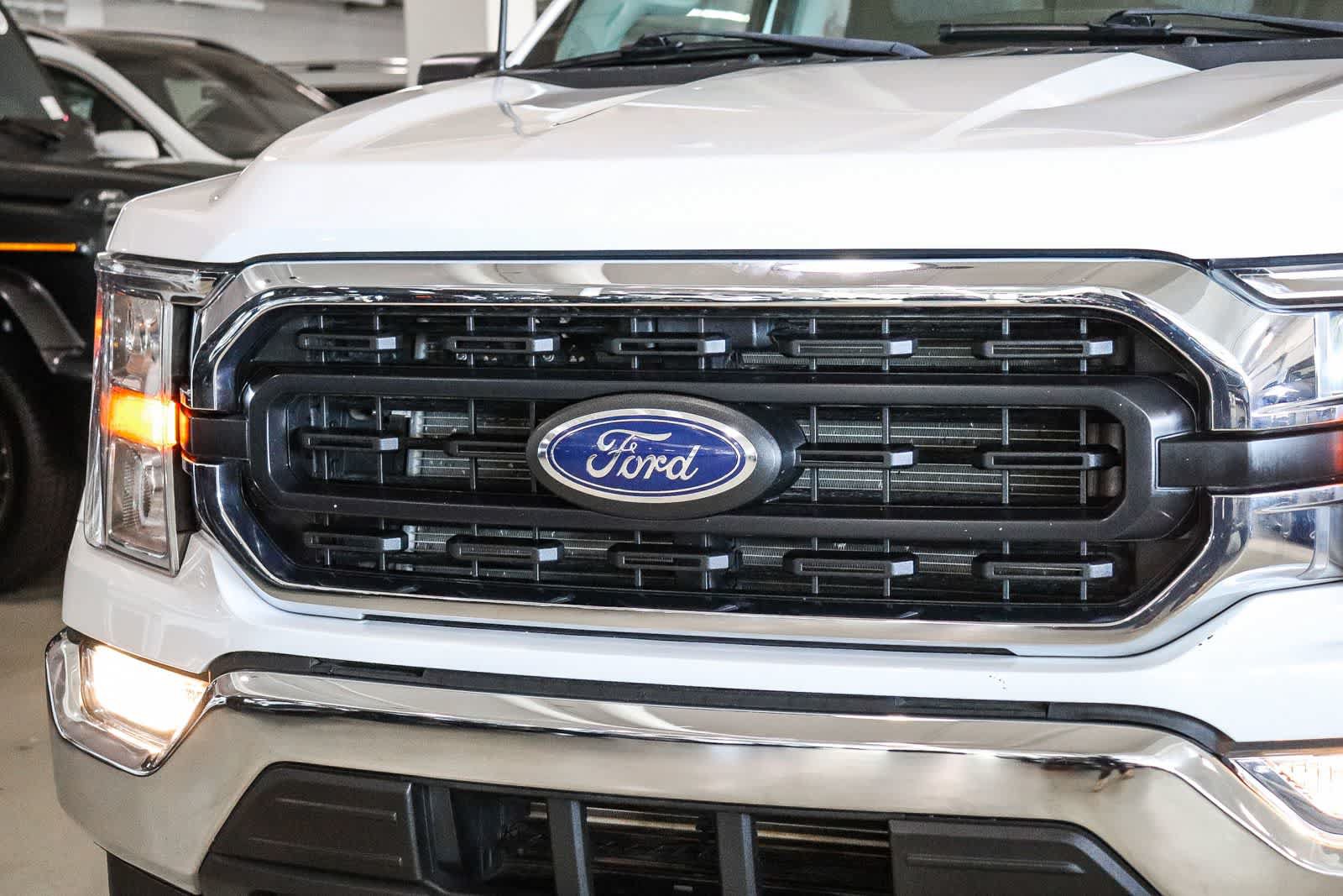 Used 2022 Ford F150 XLT w/ Trailer Tow Package AWD/4WD image 8