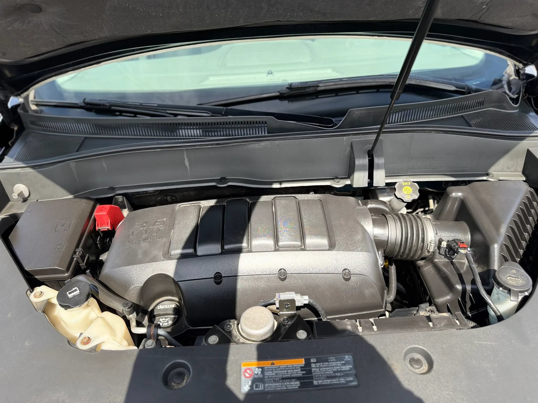Used 2015 GMC Acadia SLE AWD/4WD image 36