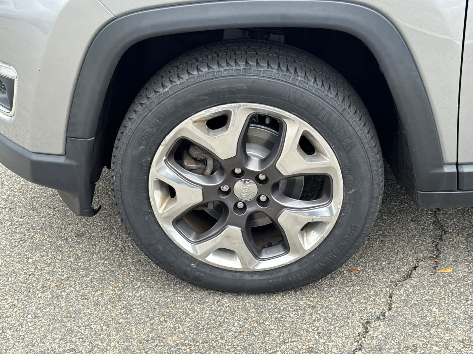 Used 2020 Jeep Compass Limited image 10