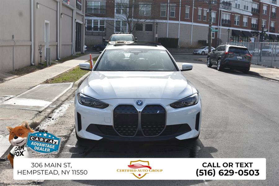 Used 2023 BMW i4 eDrive35 image 3