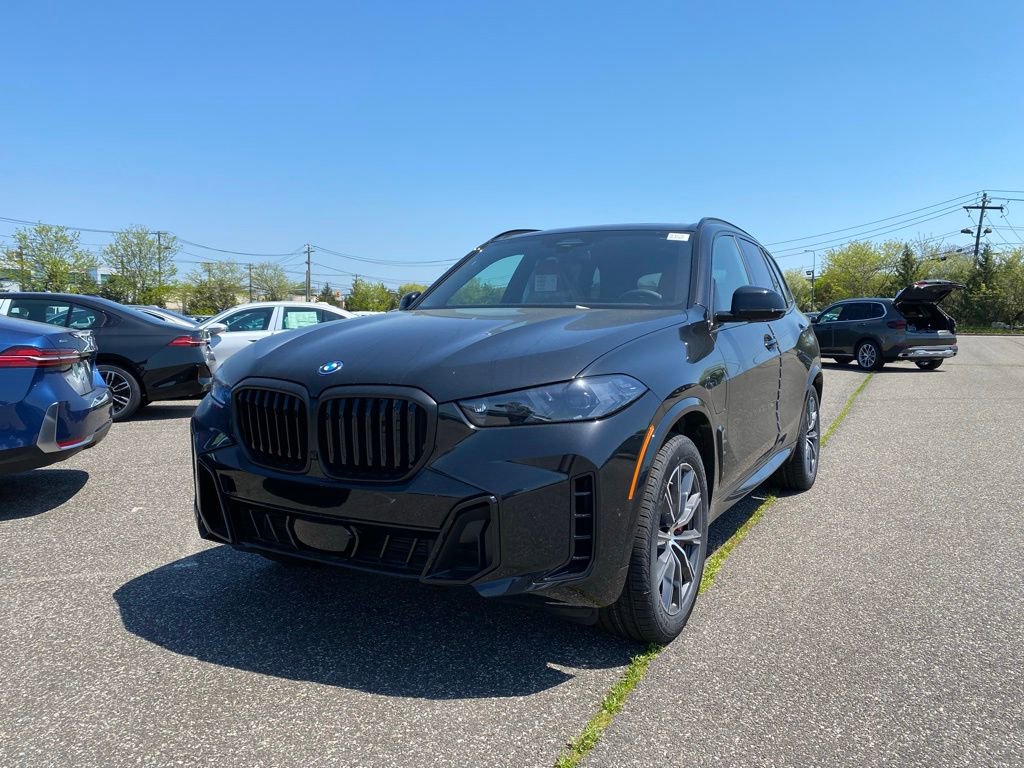 New 2026 BMW X5 xDrive50e w/ M Sport Package AWD/4WD image 1