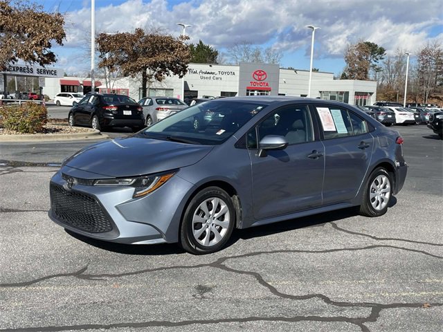 Used 2021 Toyota Corolla LE image 1