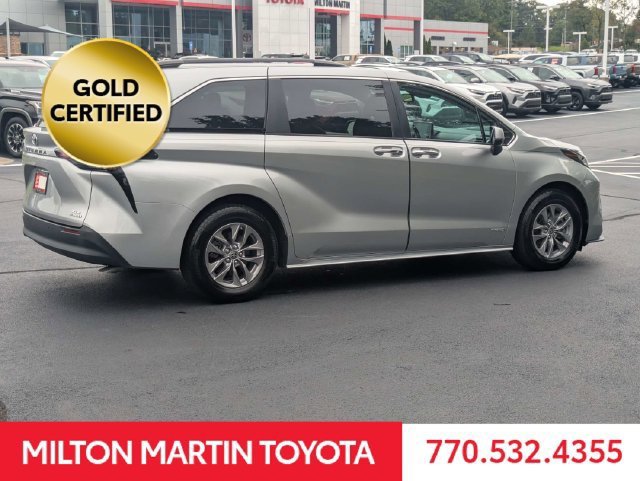 Certified 2021 Toyota Sienna XLE FWD image 5