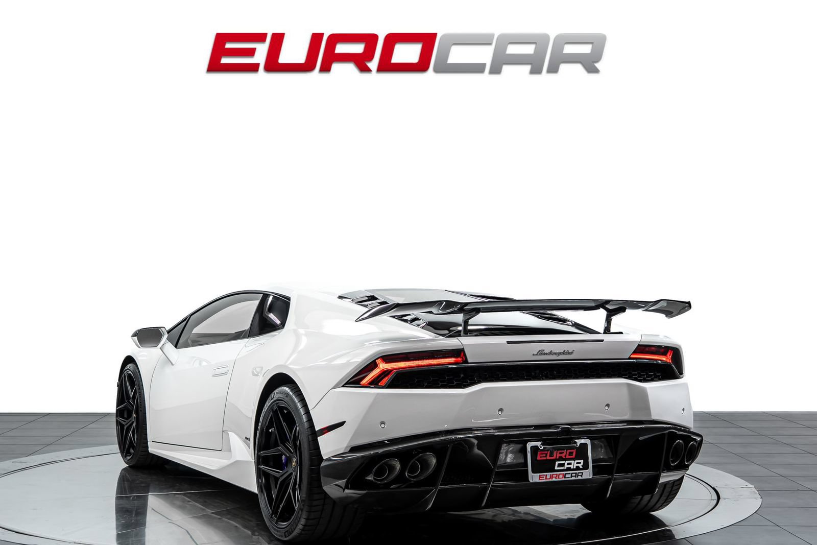 Used 2015 Lamborghini Huracan LP 610-4 AWD/4WD image 3